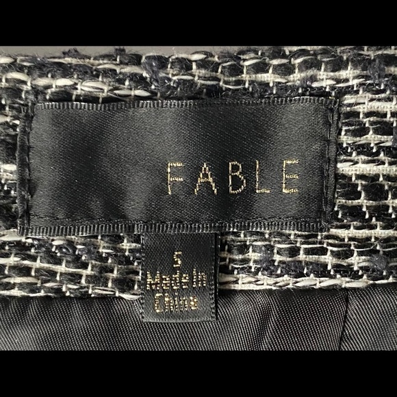 NWOT-FABLE-TWEED SWEETHEART FIT AND FLARE - Picture 11 of 12